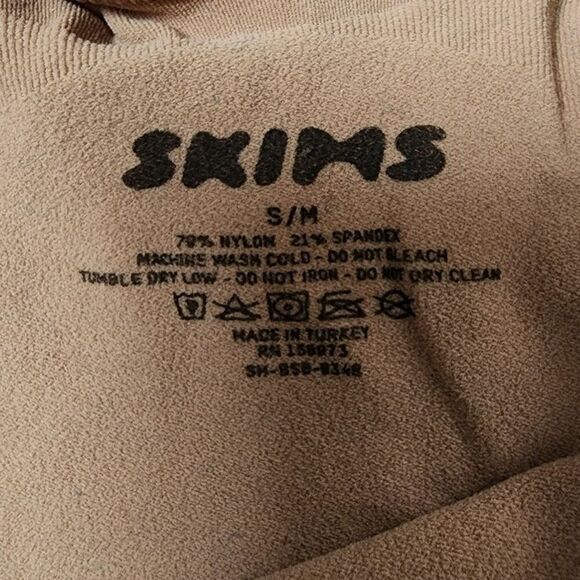 Skims Sculpting Snaps Bodysuit Small/Medium - Picture 7 of 7